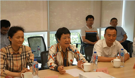 lddy19081201 上海市青浦区区委书记赵惠琴带队莅临UG环球官方网站调研